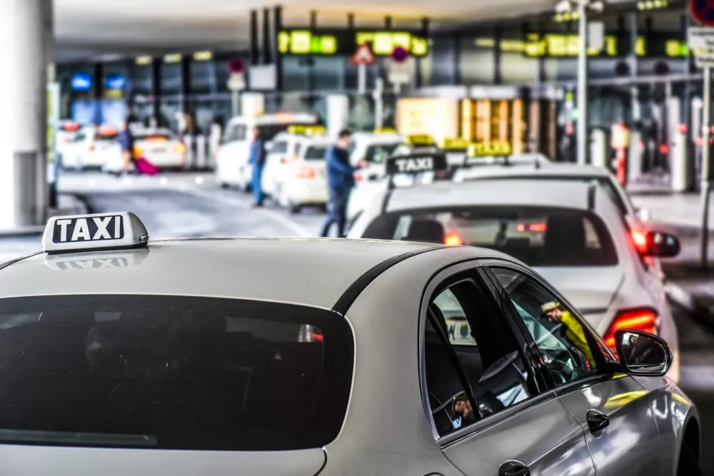 Taxi aéroport à Le Luc